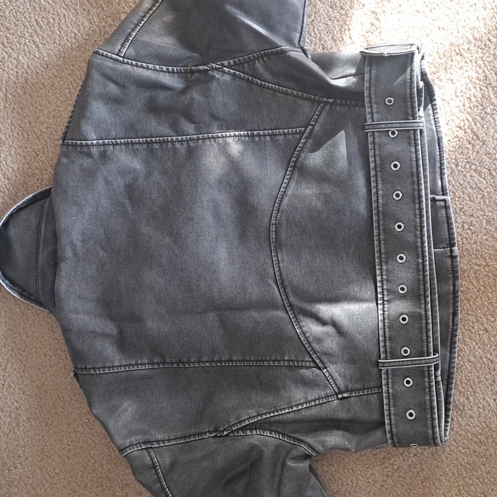 LARGE.   SHEIN FAUX DISTRESSED LEATHER BELTED JACKET - Picture 8 of 11